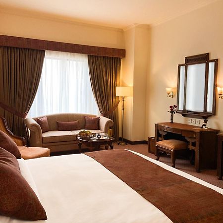 Islamabad Serena Hotel Экстерьер фото